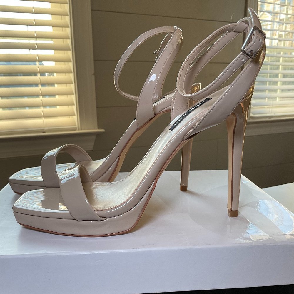 Brand New Nine West Nude Platform Heels -size 7